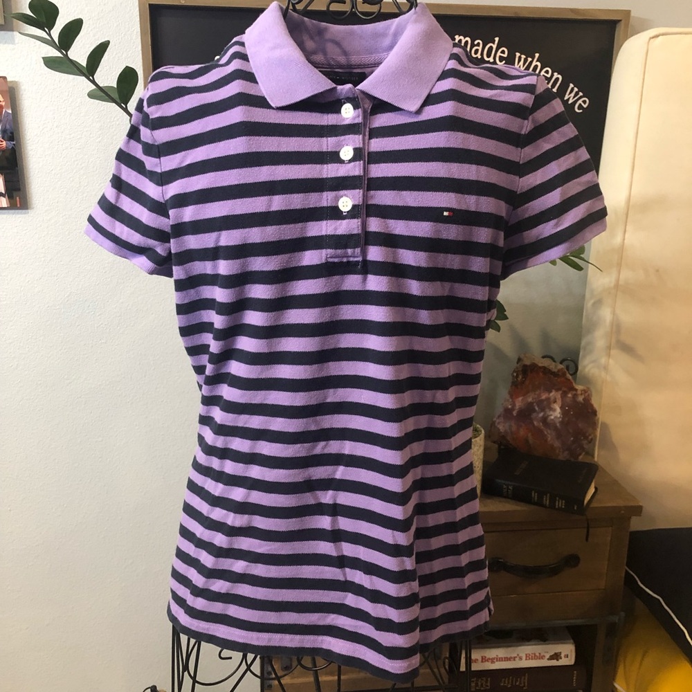 ♥️2/$16♥️ Tommy Hilfiger Women’s Polo shirt (Medium)